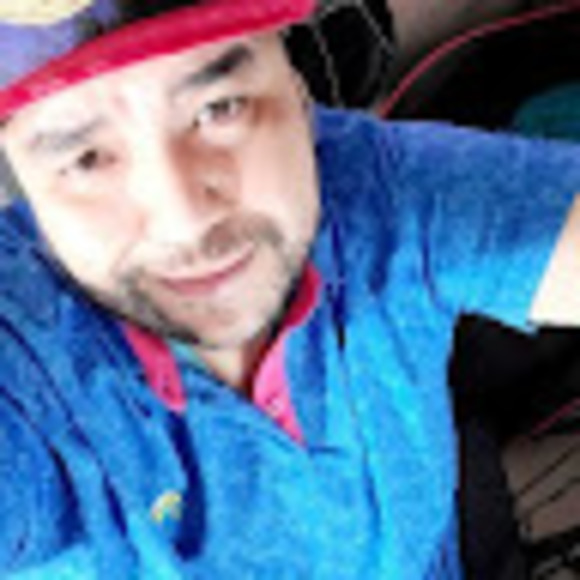 Meet your Posher, Luis - Picture 1 of 1